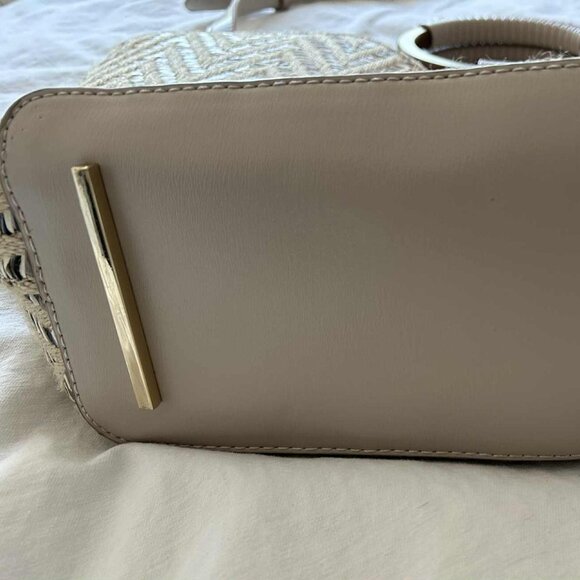 Celine Dion Natural Chevron Piacevole Libretto Tote w/ Ring Handles & Strap – OS - Picture 8 of 10